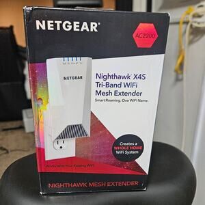 NETGEAR Nighthawk X4S AC2200 Tri-Band WiFi Mesh Extender EX7500